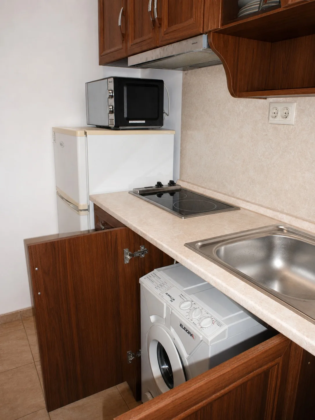 Apartment 402