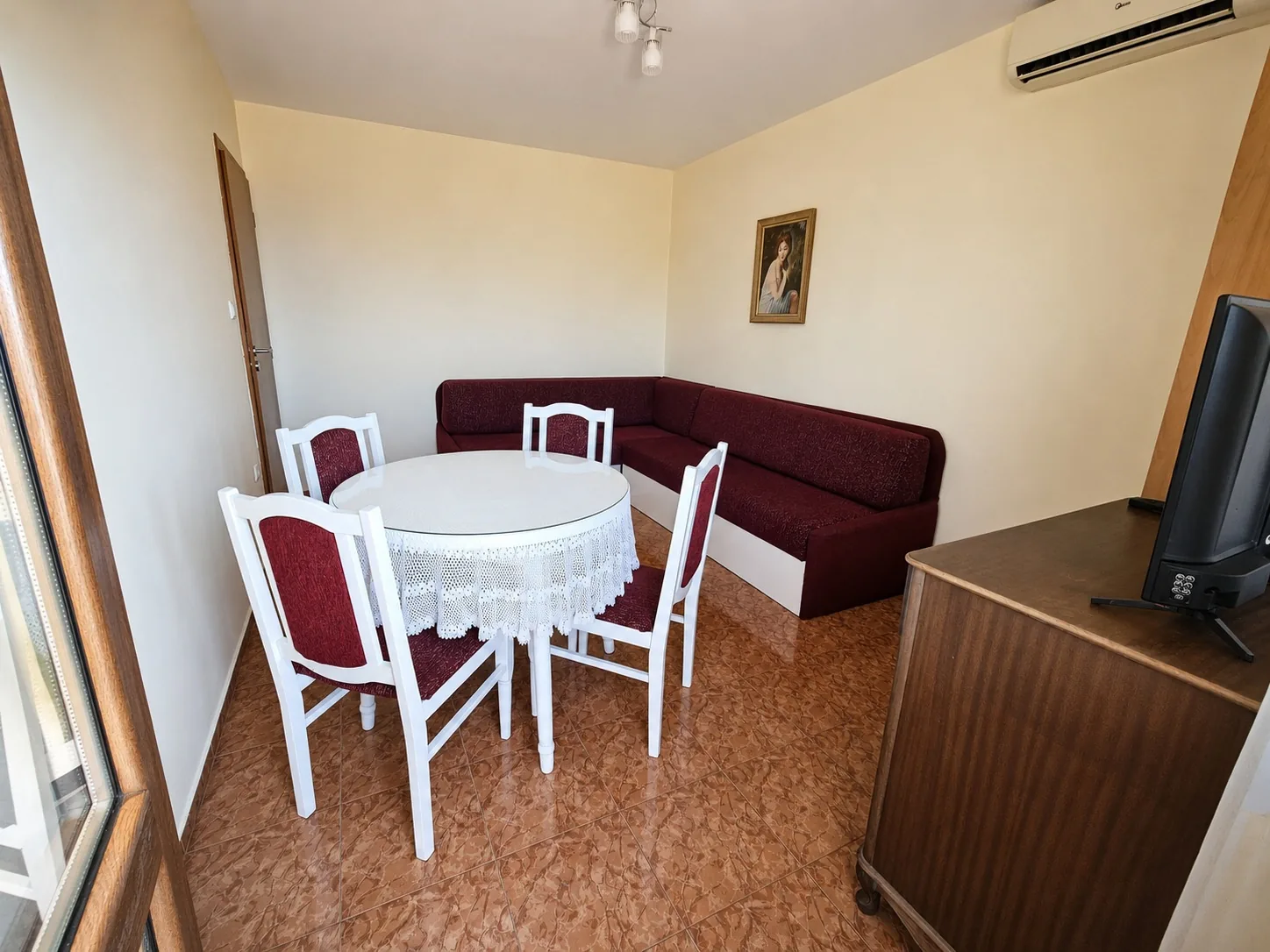 Apartment 402